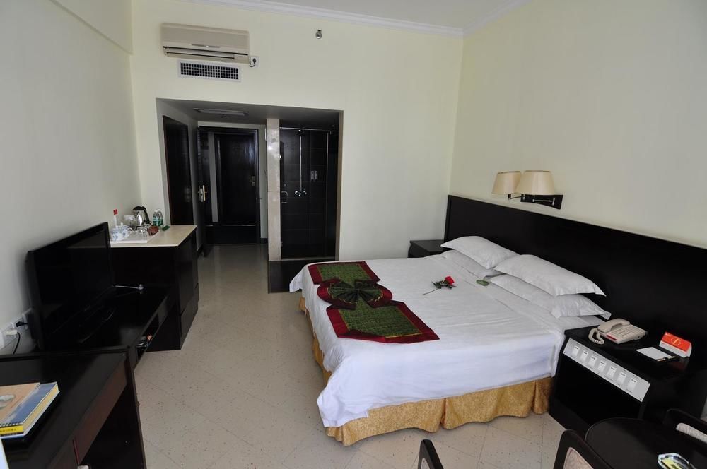 Sanya Jingwei Hotel - Sanya Buitenkant foto
